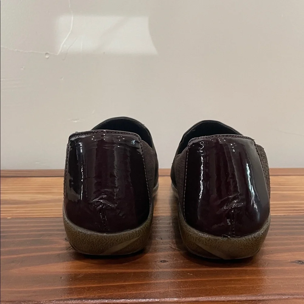 Naot Miro Flat Leather Comfort Shoes Women's Size EU 37 (US 6)